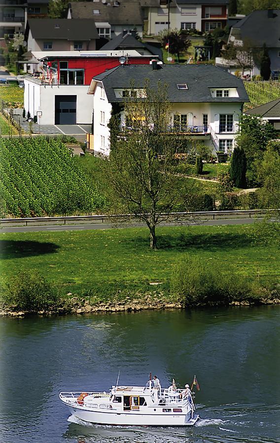 Weingut Bernd Hermes Kröv Exterior foto